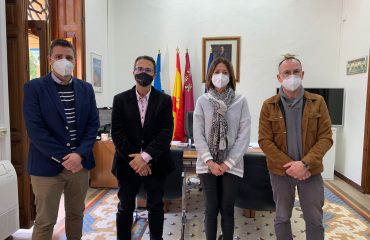 ce62a42c-90c0-488c-8298-7dd51a387d06